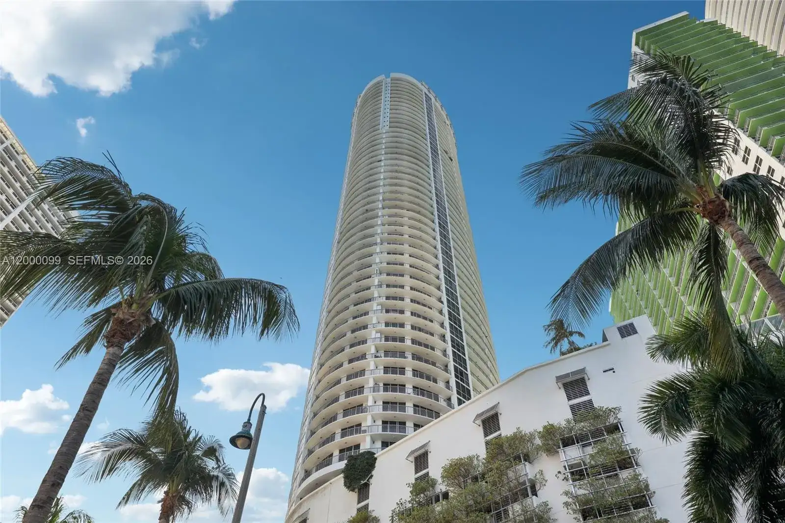 1750 N Bayshore Dr # 2805, Miami FL 33132 photo 3