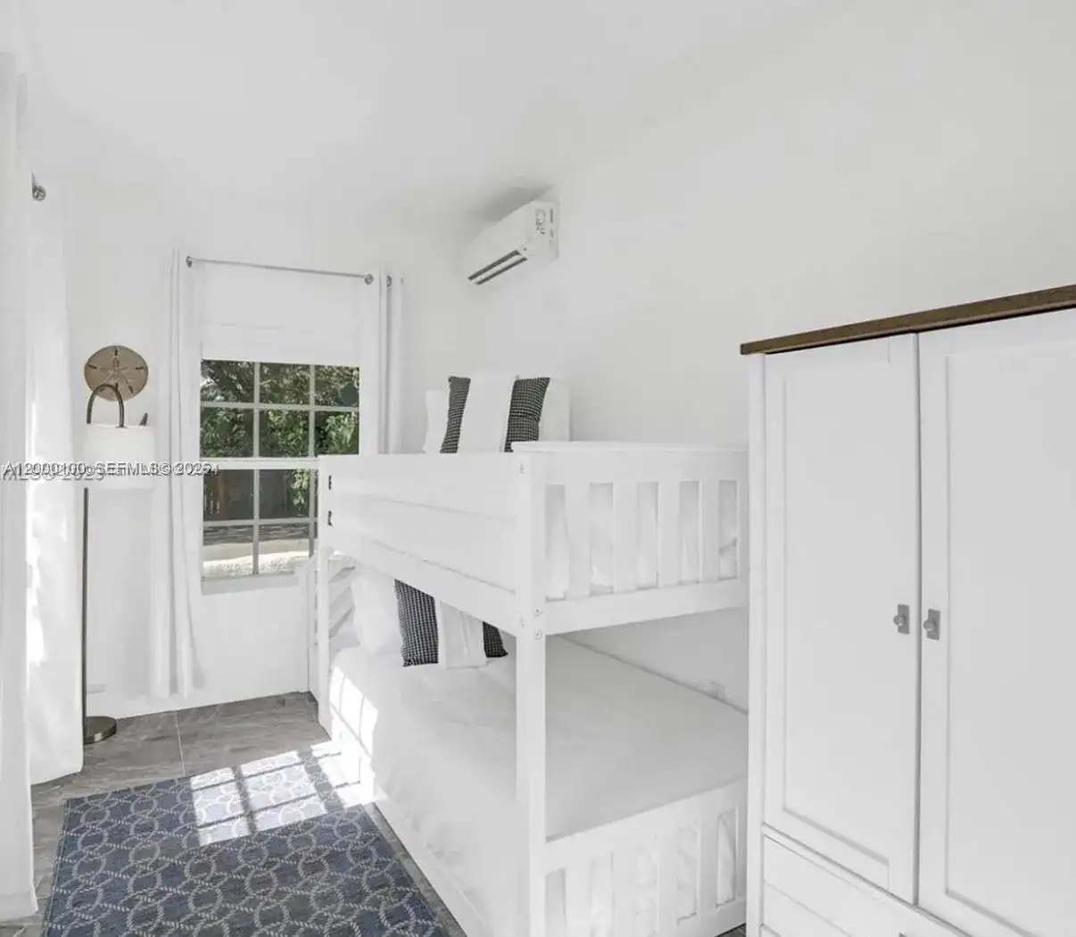 2501 NE 181st St # 0, North Miami Beach FL 33160 photo 4