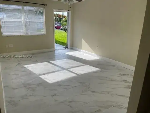 7601 Venetian St # 4, Miramar FL 33023 photo 2