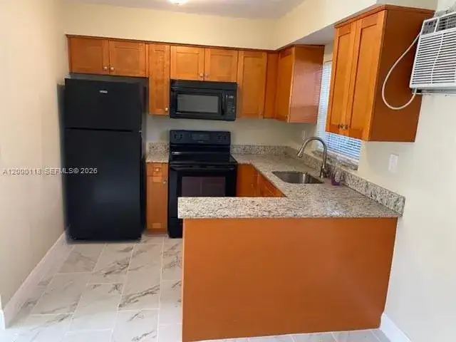 7601 Venetian St # 4, Miramar FL 33023 photo 4