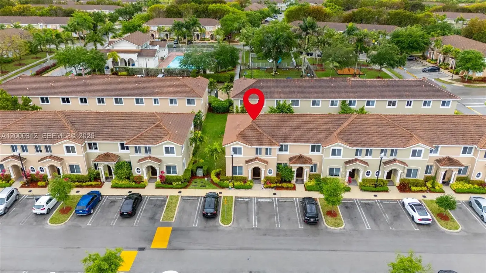 2440 SE 10th Ct, Homestead FL 33035 photo 3