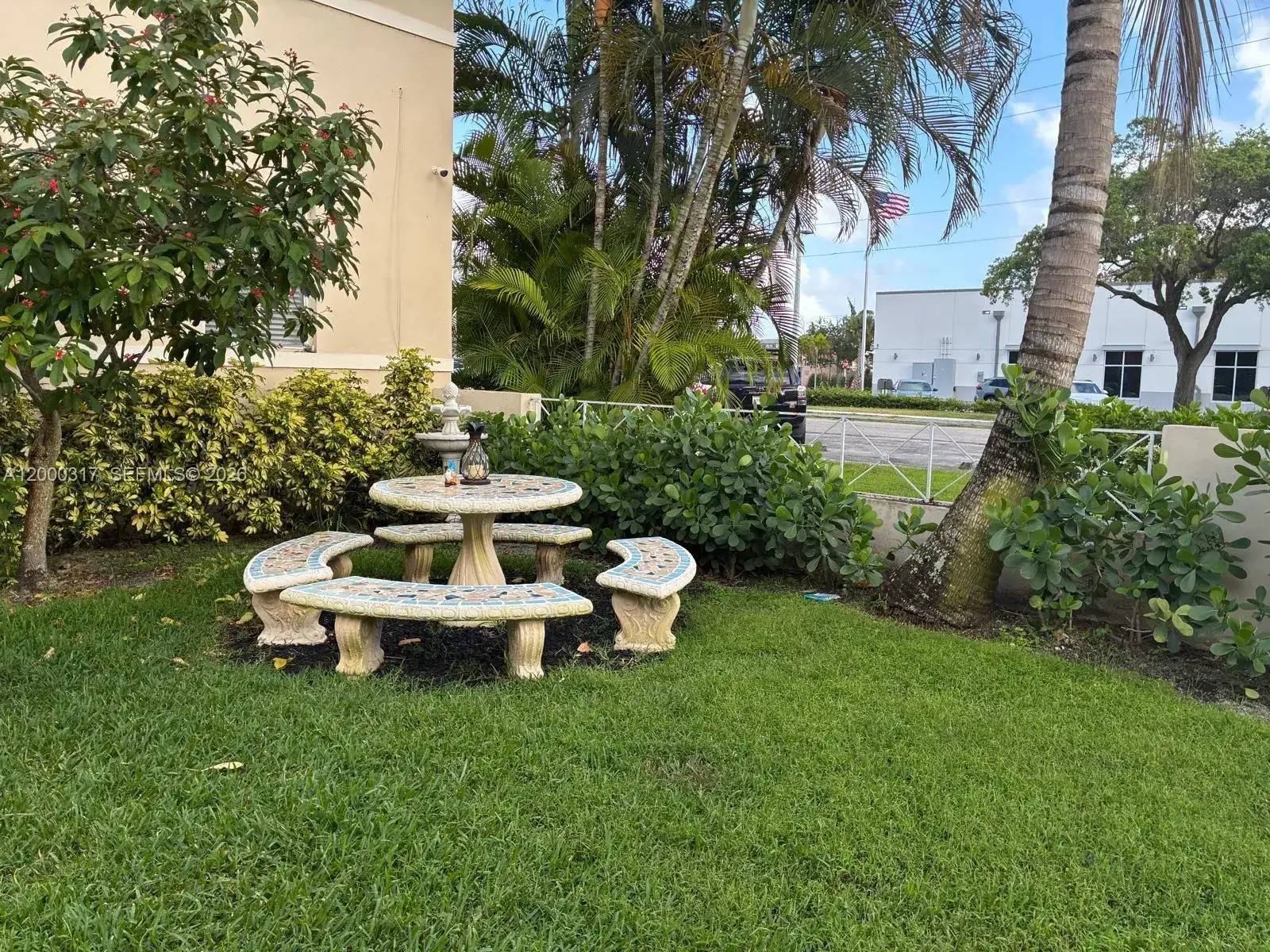 689 NE 92nd St # 11G, Miami Shores FL 33138 photo 2