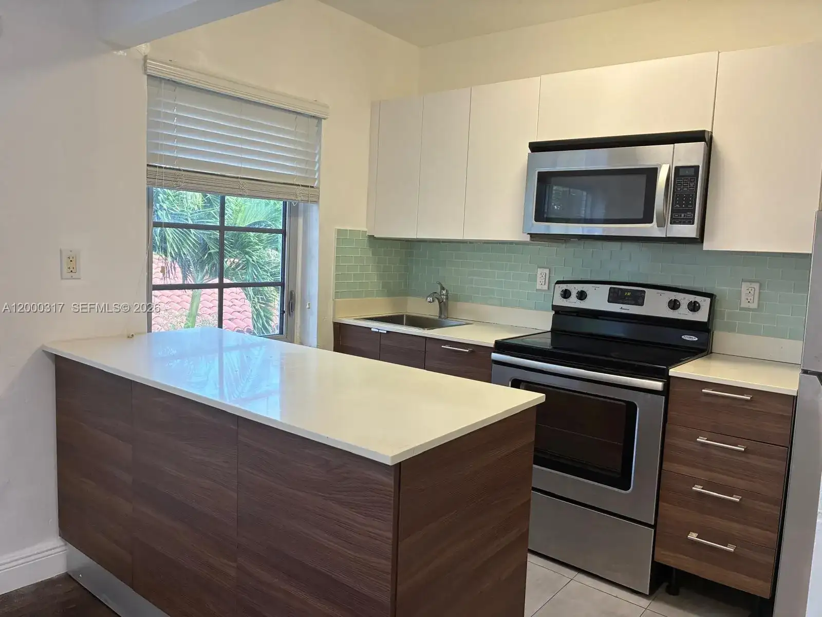 689 NE 92nd St # 11G, Miami Shores FL 33138 photo 4