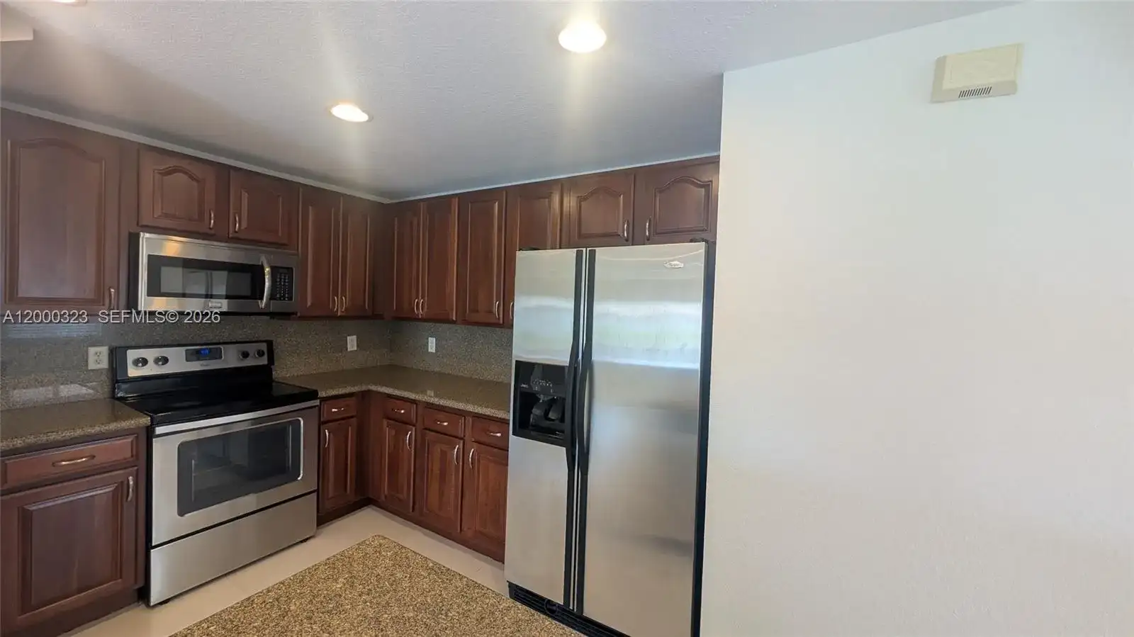 5910 Royal Way, Tamarac FL 33321 photo 4