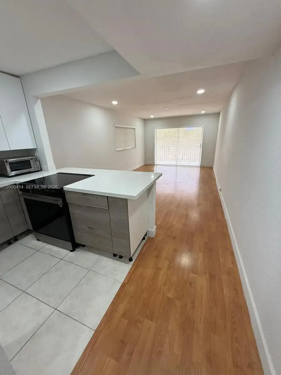 12105 NE 11th Pl # 306, North Miami FL 33161 photo 3