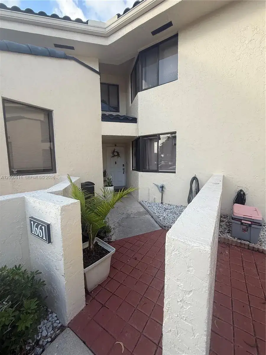 1661 NW 81st Way # 1661, Plantation FL 33322 photo 3