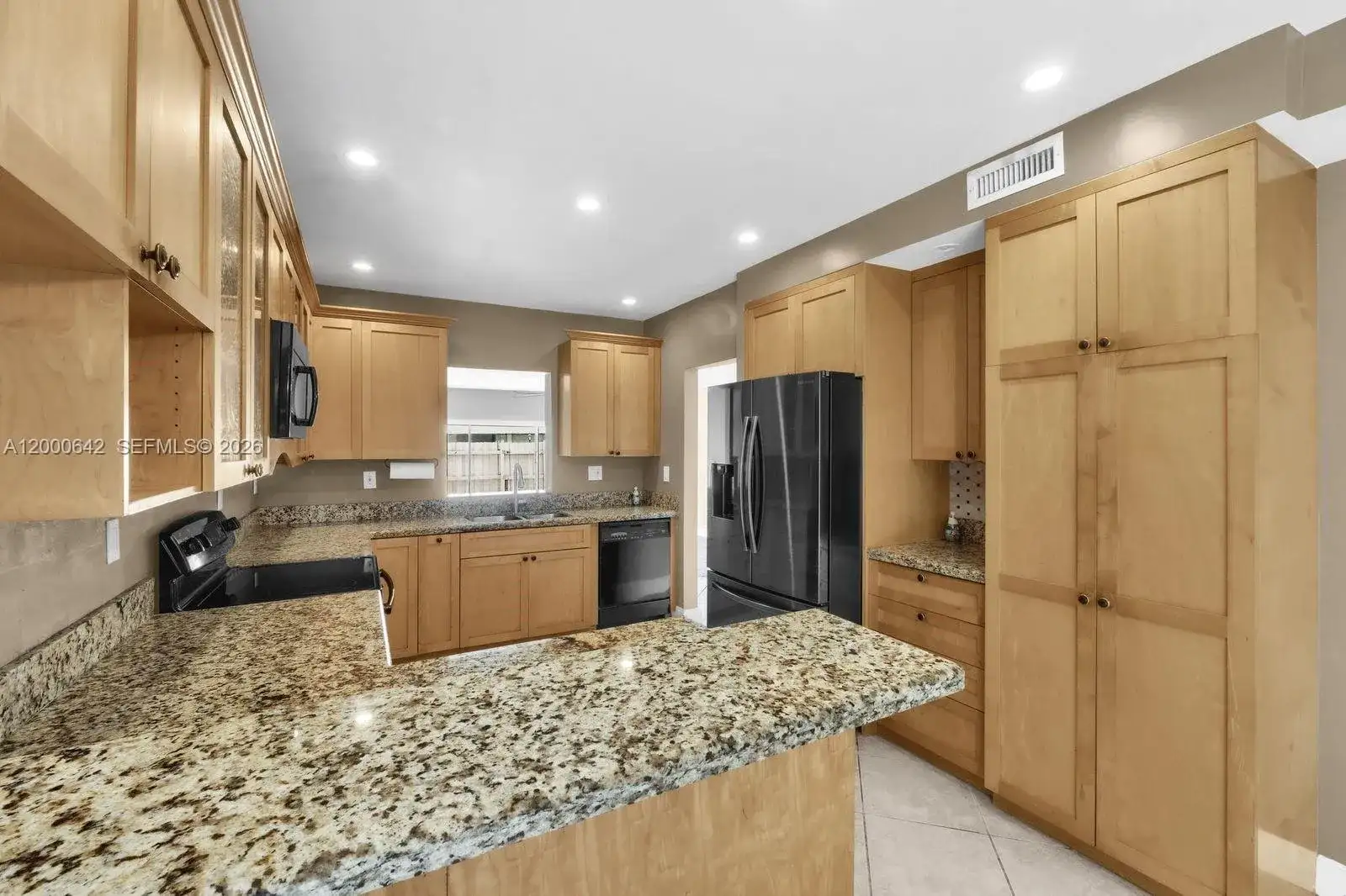 6900 NW 5th St # 201, Plantation FL 33317 photo 4