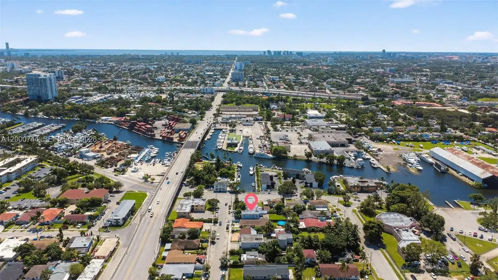 1680 NW 22nd Ct, Miami FL 33125 photo 4