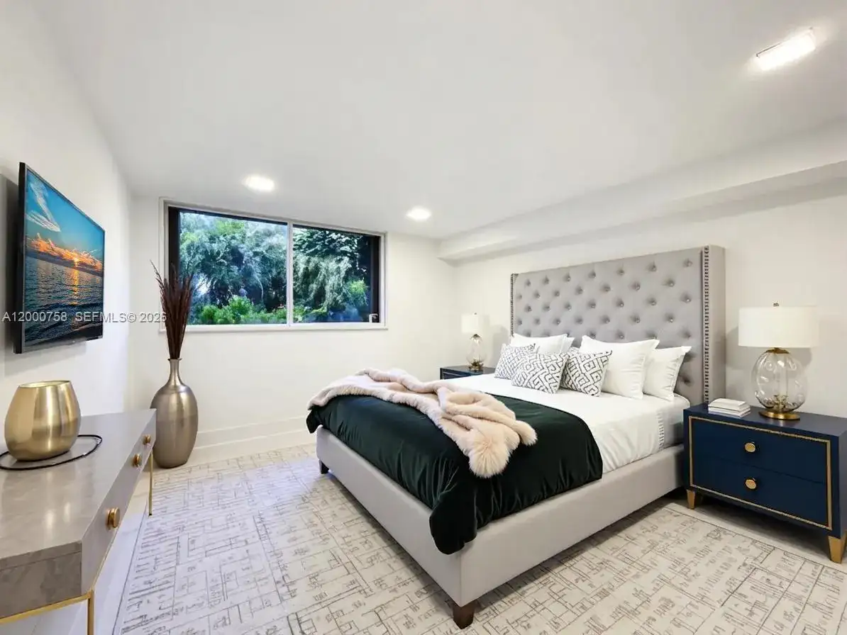 20329 W Country Club Dr, Aventura FL 33180 photo 2