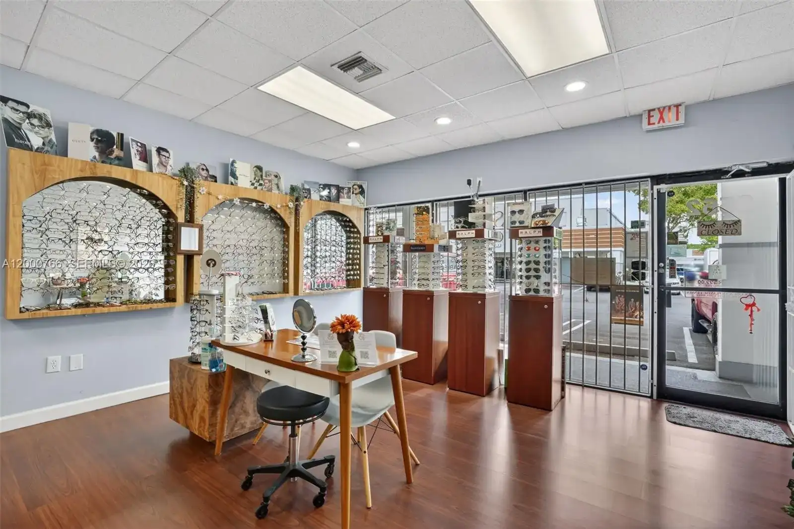 8562 SW 8th St, Miami FL 33144 photo 3