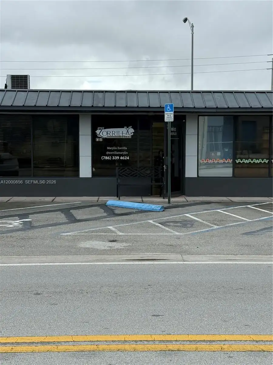 8511 NW South River Dr, Medley FL 33166 photo 3