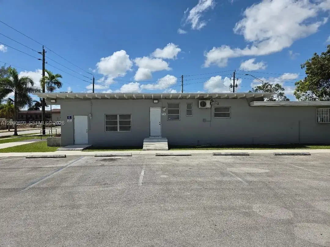 1400 NW 3rd Ave, Florida City FL 33034 photo 2