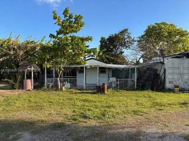 UNINCORPORATED, Miami FL 33187 photo 2