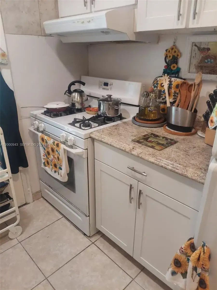 11 NE 204 St # 1, Miami Gardens FL 33179 photo 3