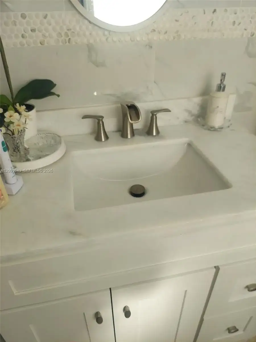 11 NE 204 St # 1, Miami Gardens FL 33179 photo 5