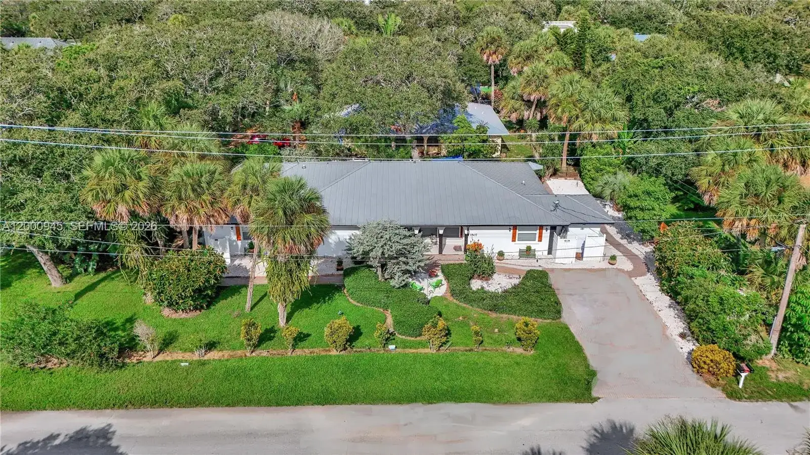 1505 Coral Ave, Vero Beach FL 32963 photo 3