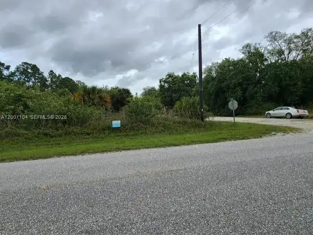 193 Avenida del Sur, Clewiston FL 33440 photo 4