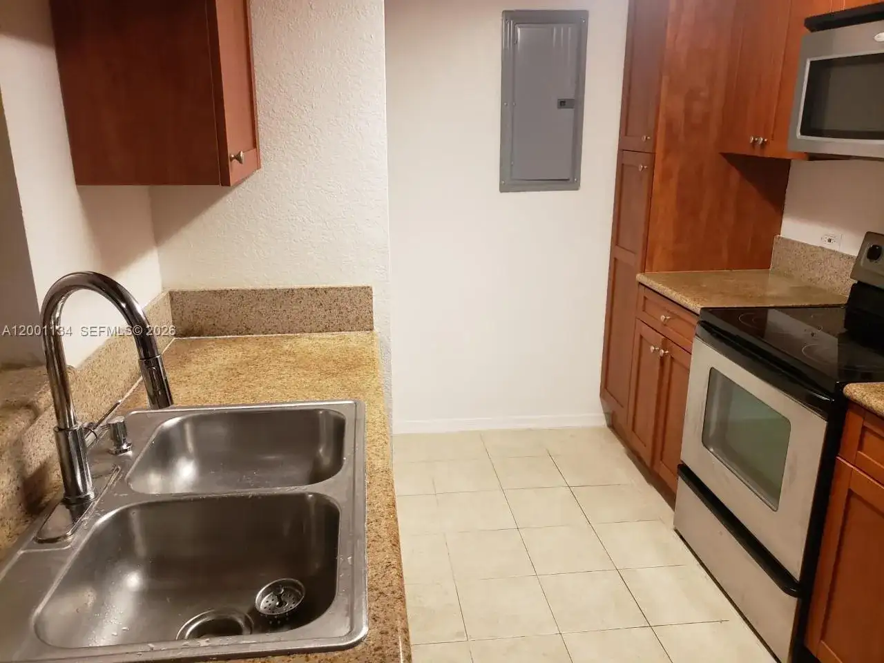 36 NW 6th Ave # 906, Miami FL 33128 photo 3