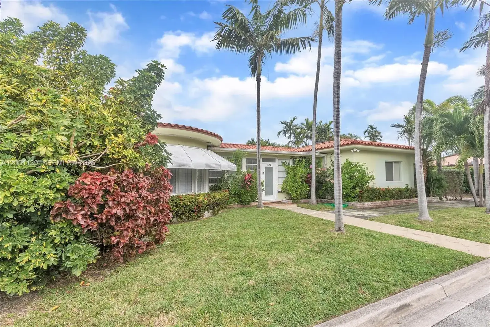 625 93rd St, Surfside FL 33154 photo 2