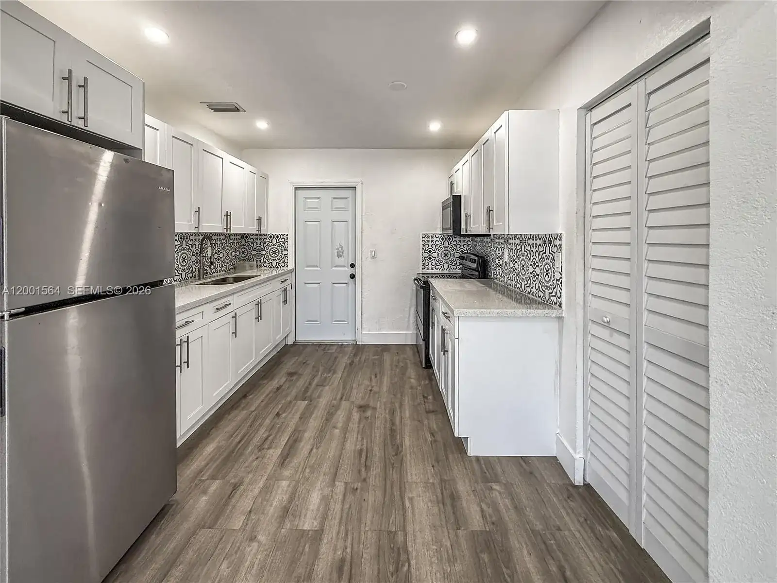 2620 NW 18th Ter # 3, Oakland Park FL 33311 photo 3