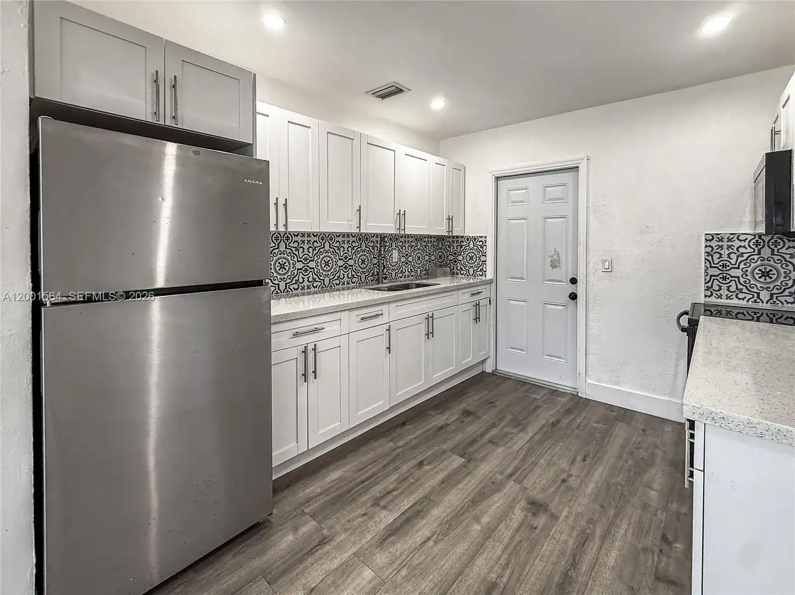 2620 NW 18th Ter # 3, Oakland Park FL 33311 photo 4