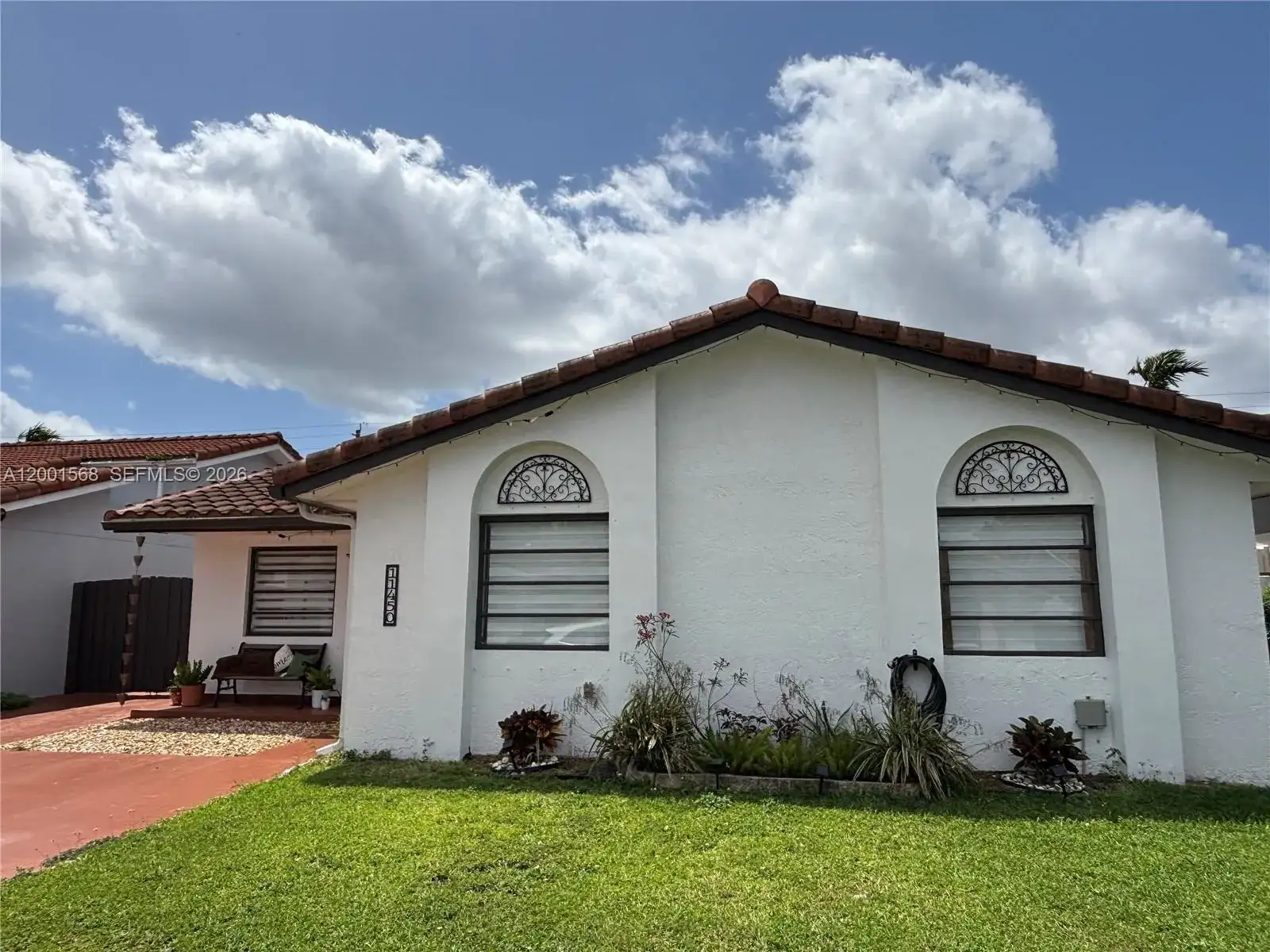 11450 SW 75th Ter, Miami FL 33173 photo 2