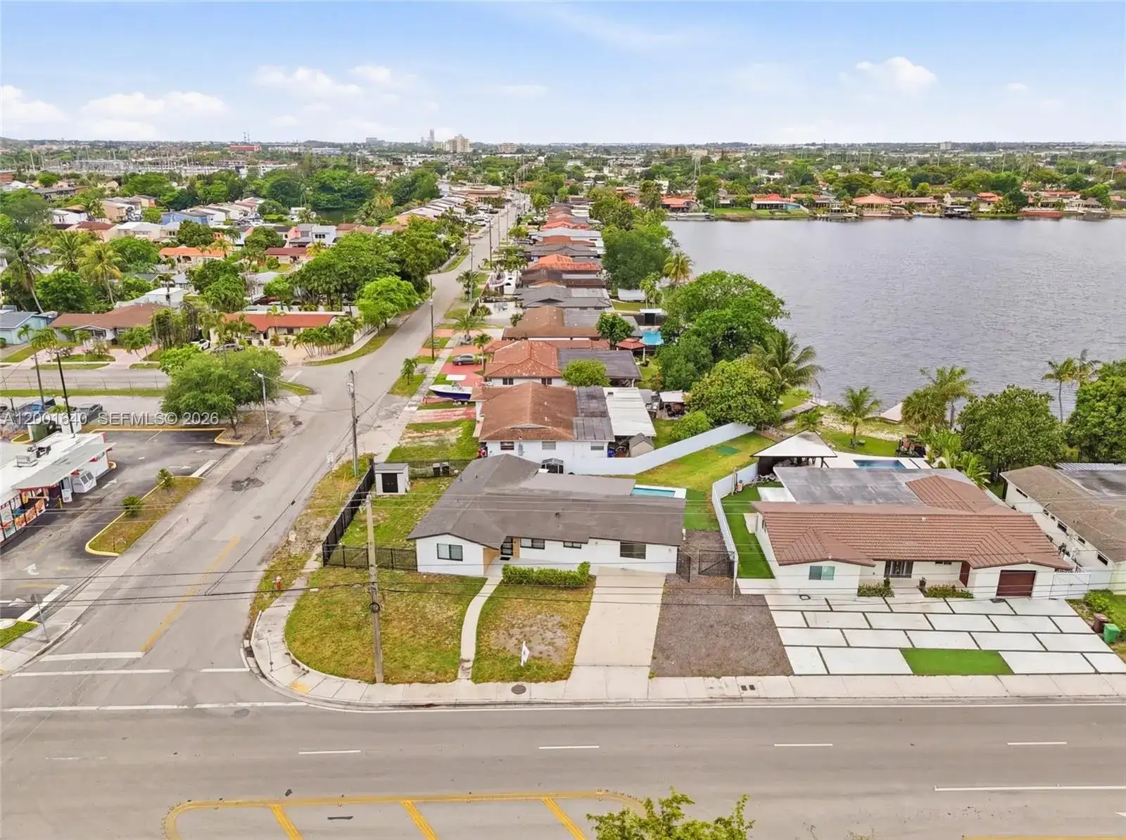 7200 W 12th Ave, Hialeah FL 33014 photo 2