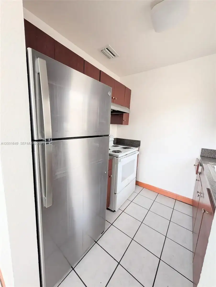 1551 NE 8th St # 8, Homestead FL 33033 photo 3
