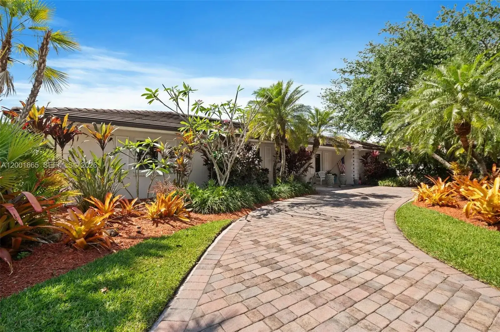 10740 SW 74th Ct, Pinecrest FL 33156 photo 2