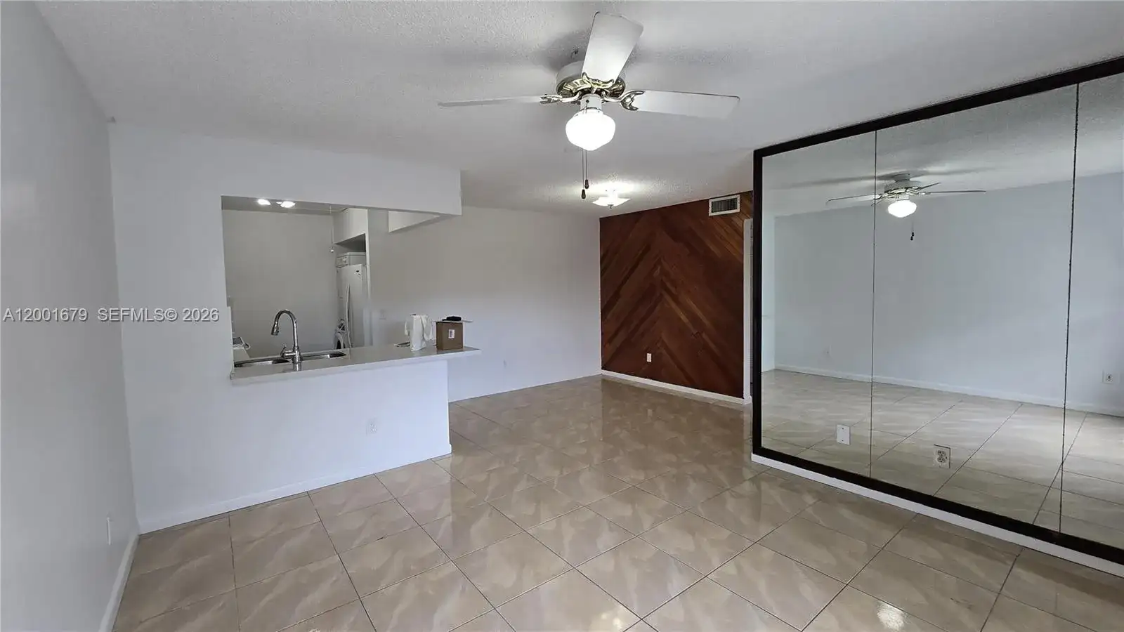 2605 W 67th Pl # 10, Hialeah FL 33016 photo 2