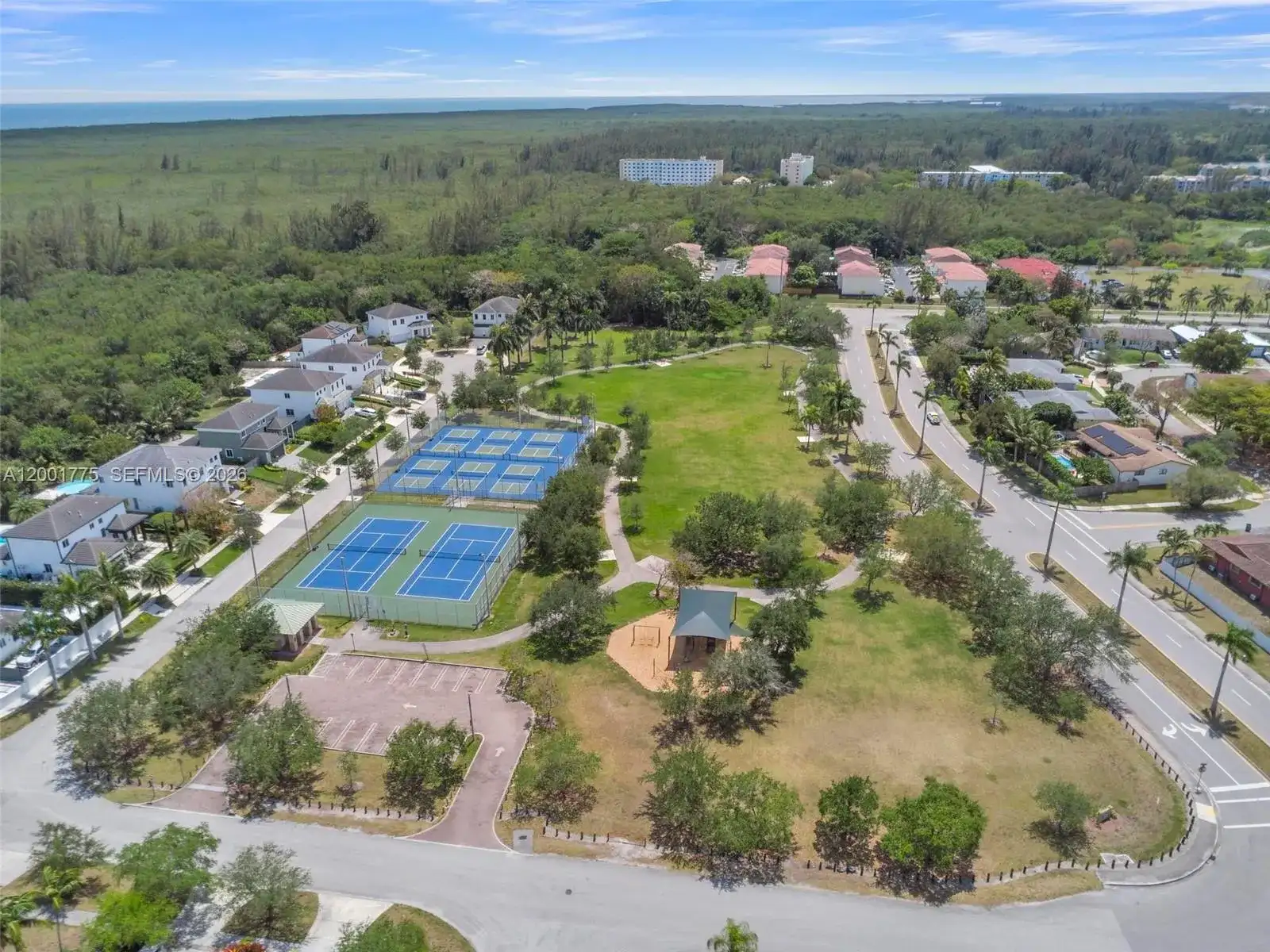 7810 SW 199th Ter, Cutler Bay FL 33189 photo 3