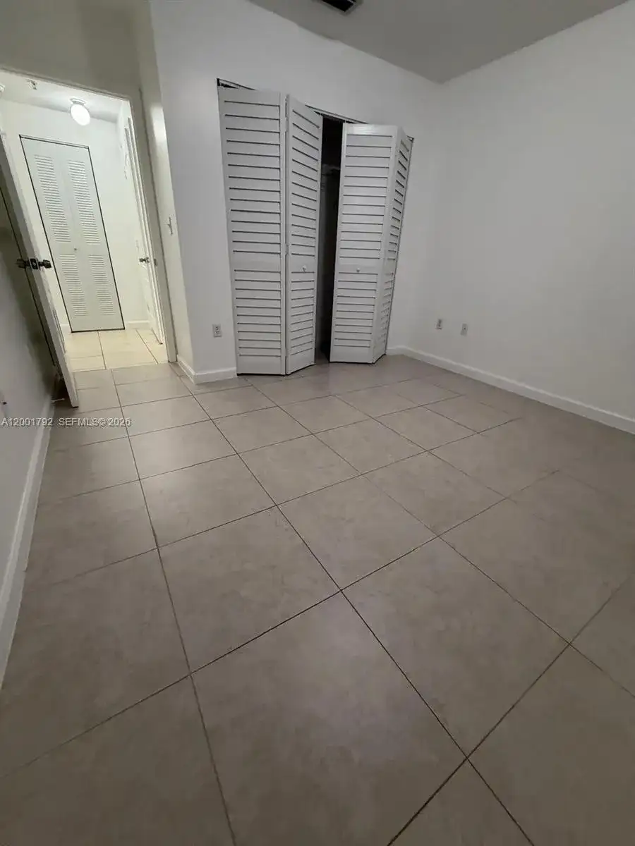 1300 NE 109th St # 404, Miami FL 33161 photo 5