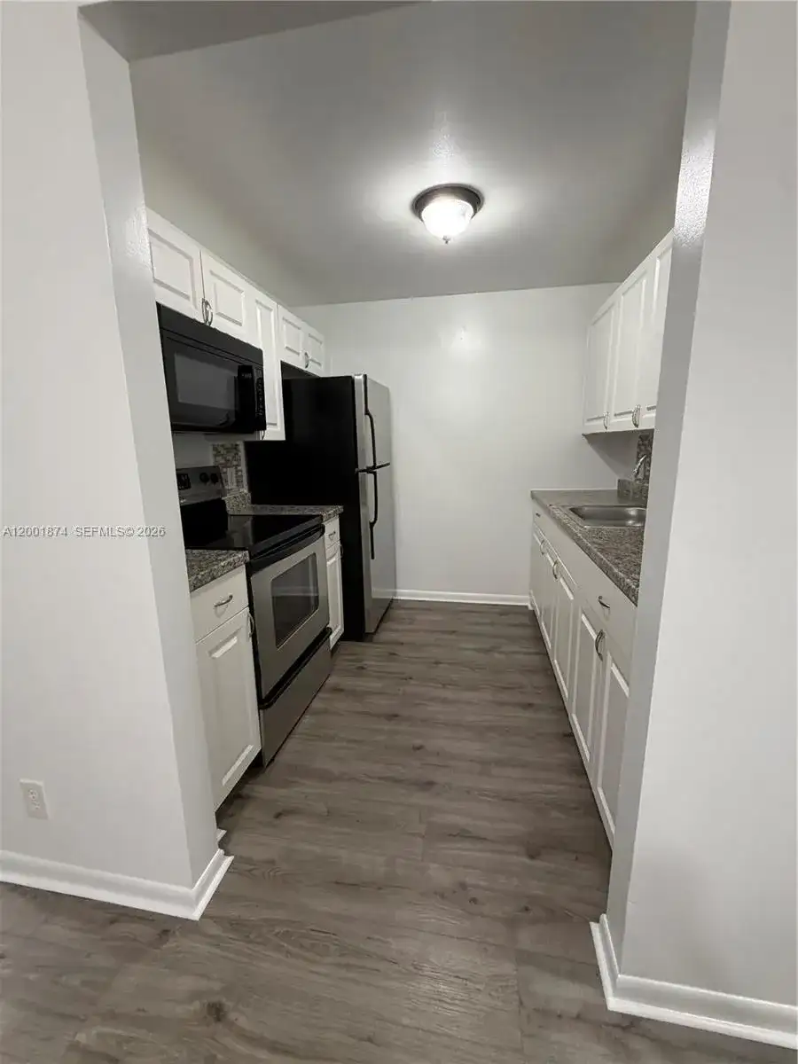 800 SW 131st Ave # 311F, Pembroke Pines FL 33027 photo 3