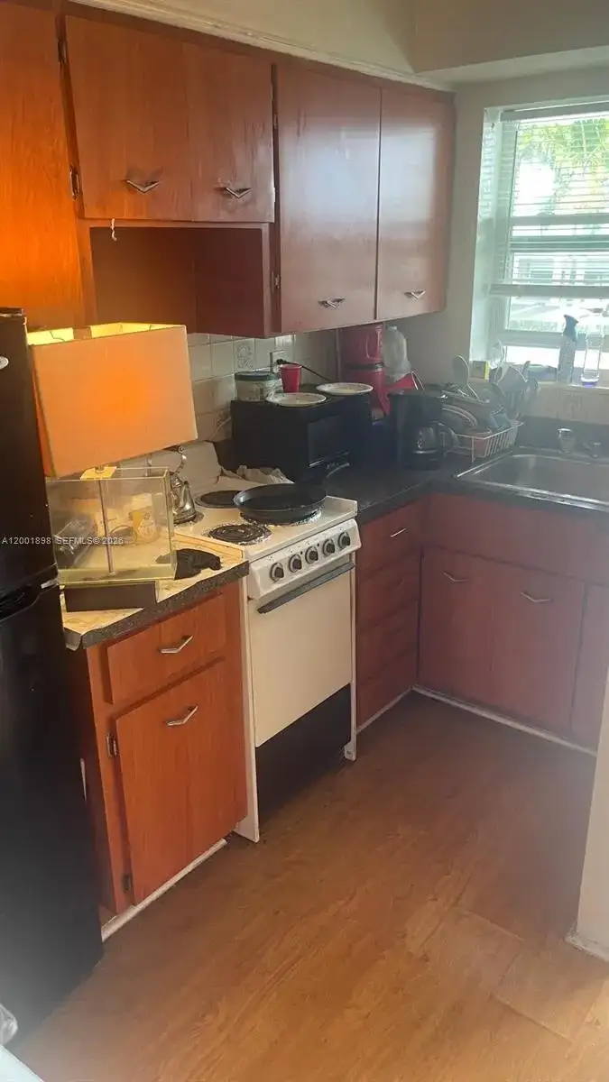 2225 NE 123rd St # 204, North Miami FL 33181 photo 3