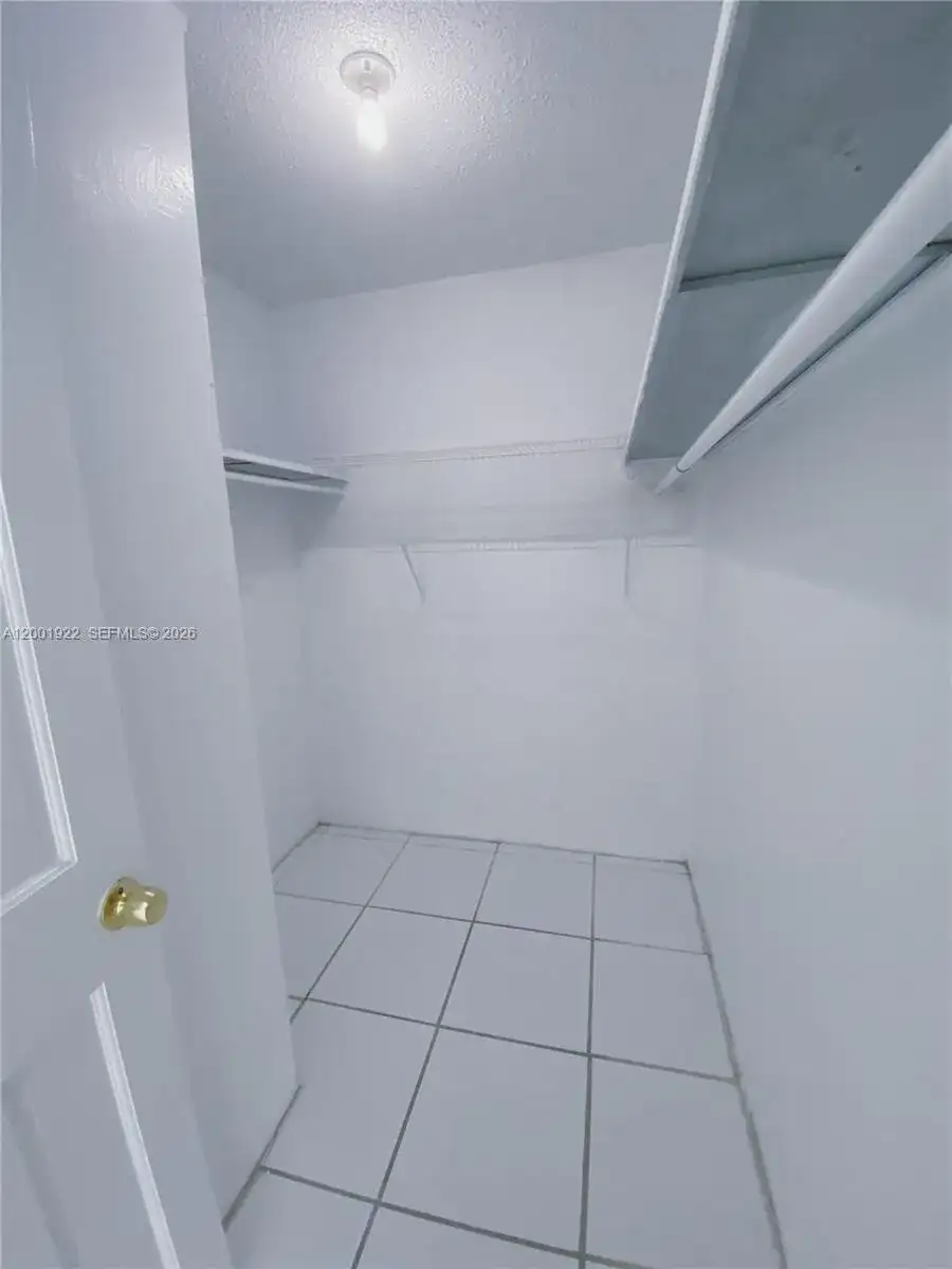 870 NW 87th Ave # 110, Miami FL 33172 photo 2