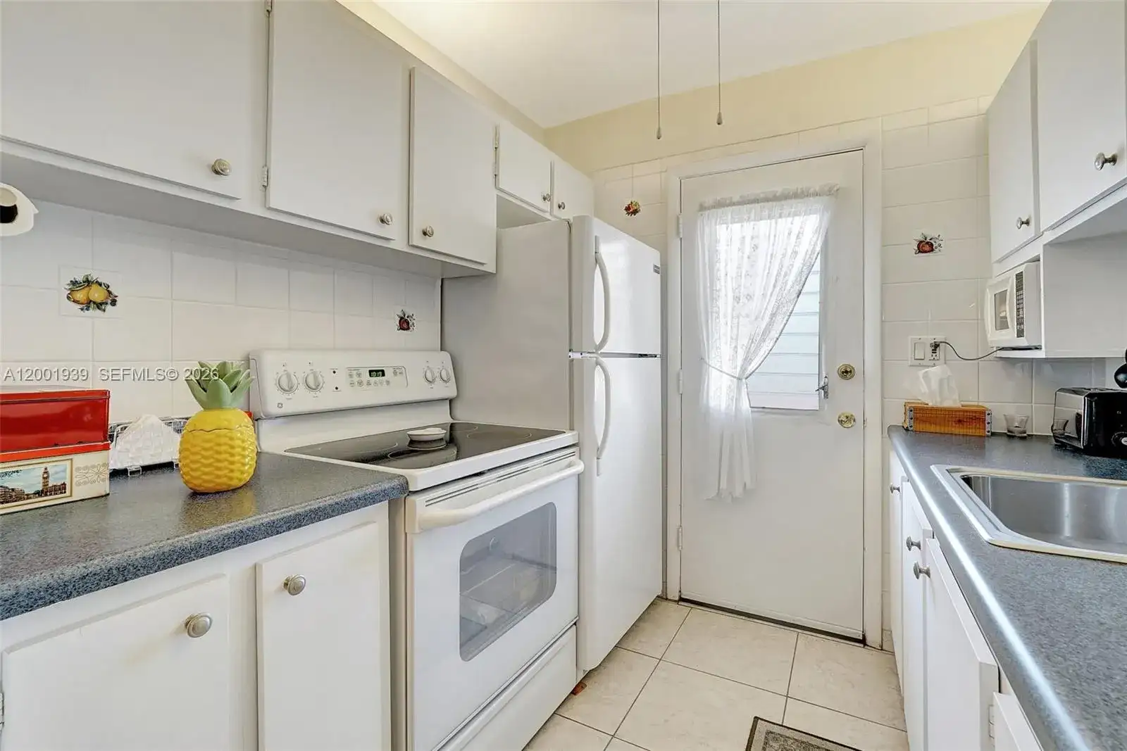 16801 NE 13th Ave # 206, Miami FL 33162 photo 3