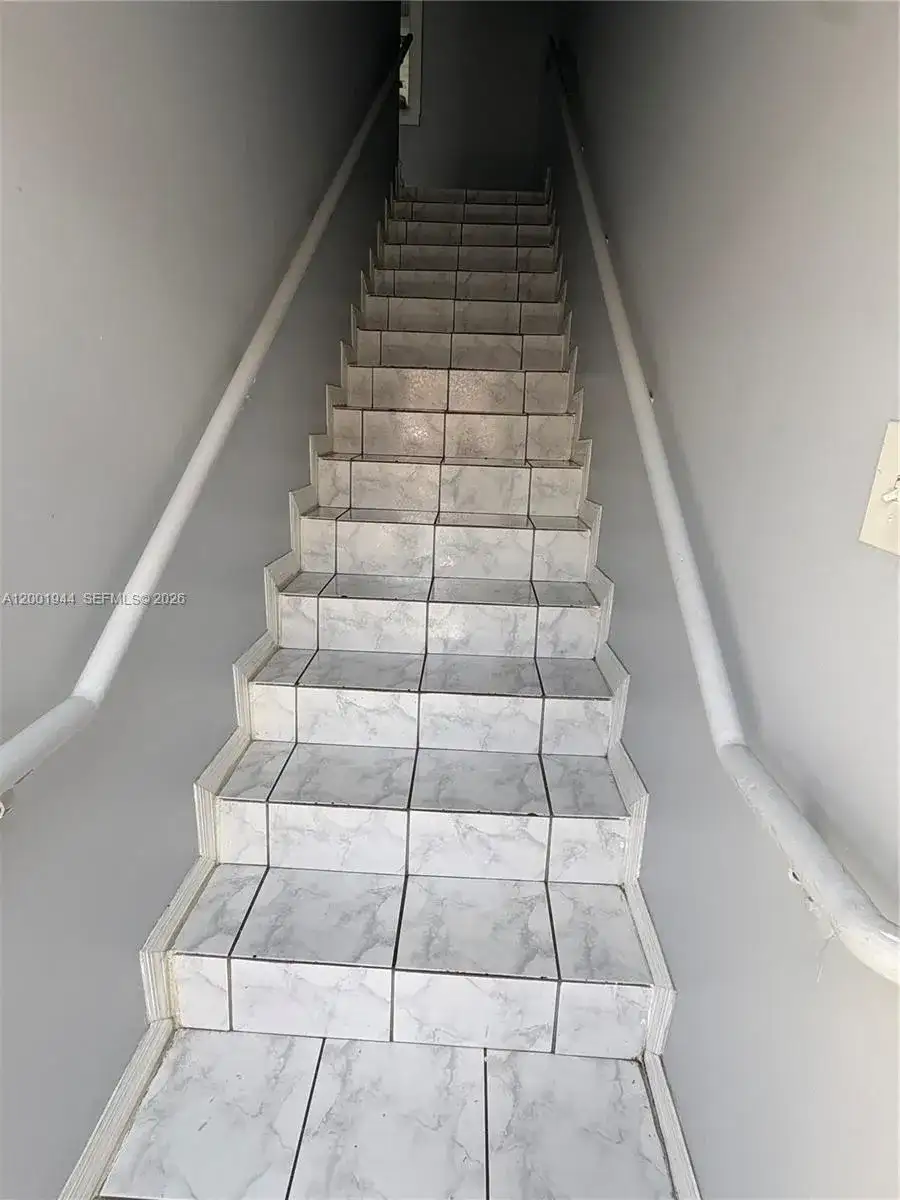 12035 SW 14th St # 105, Miami FL 33184 photo 3