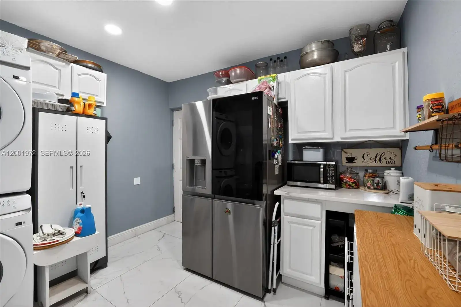 10414 N 50TH ST, Tampa FL 33617 photo 4