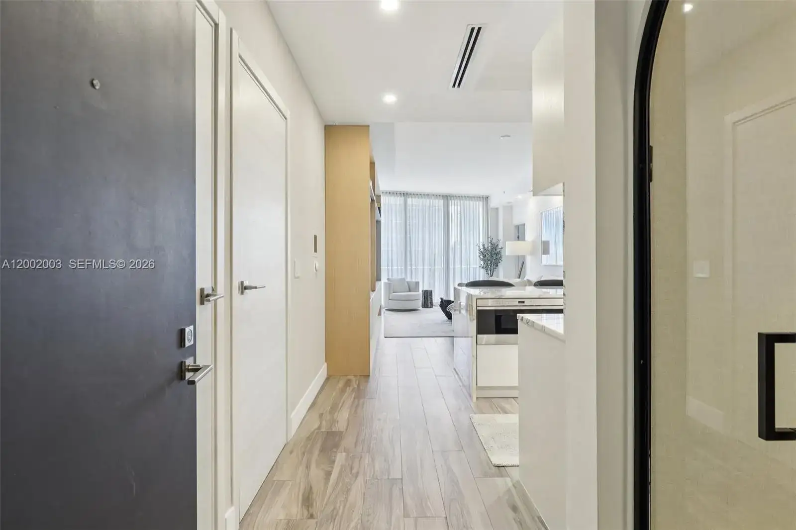 801 S Miami Ave # 4902, Miami FL 33130 photo 4