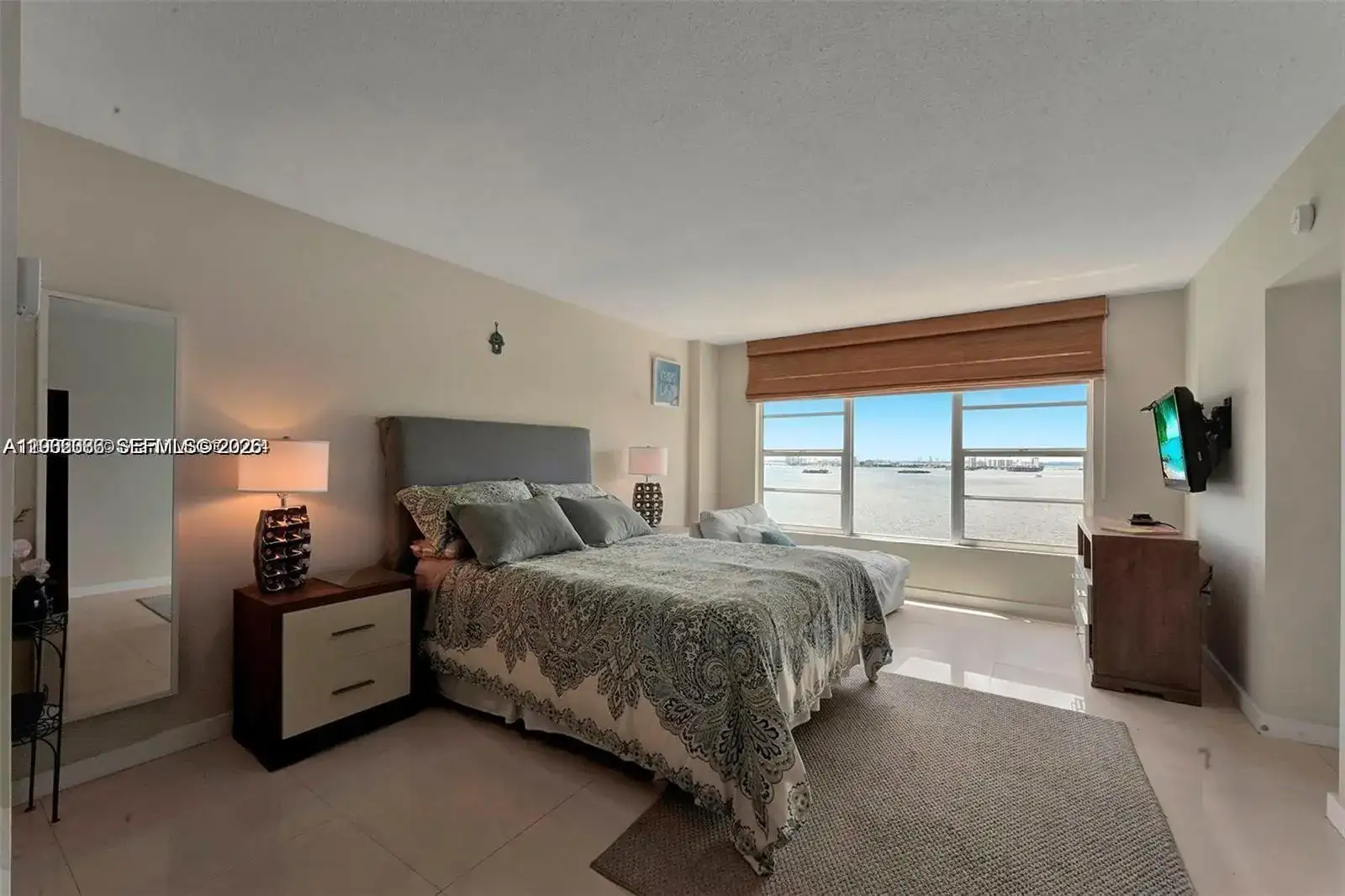 11111 Biscayne Blvd # 18E, Miami FL 33181 photo 4