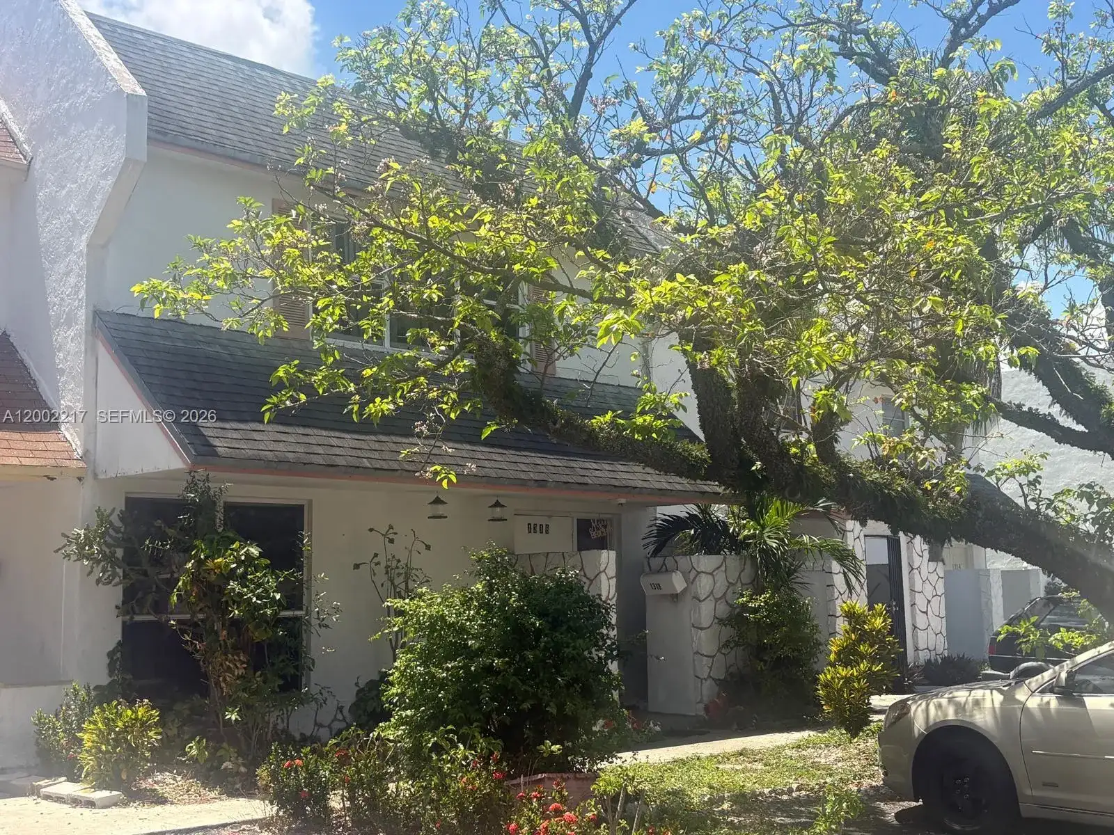 1318 Silverado Dr, North Lauderdale FL 33068 photo 3