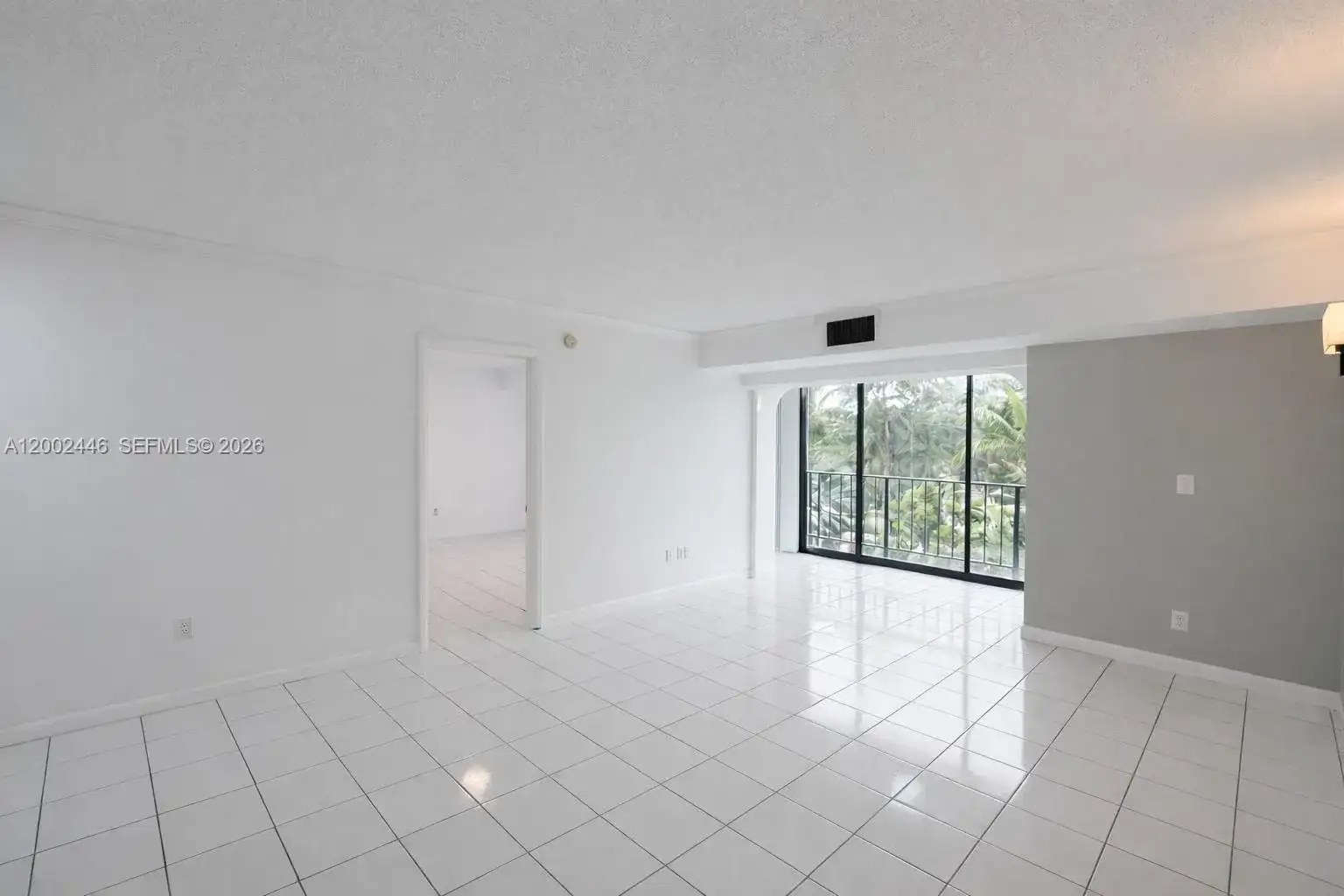 77 Crandon Blvd # 3C, Key Biscayne FL 33149 photo 4