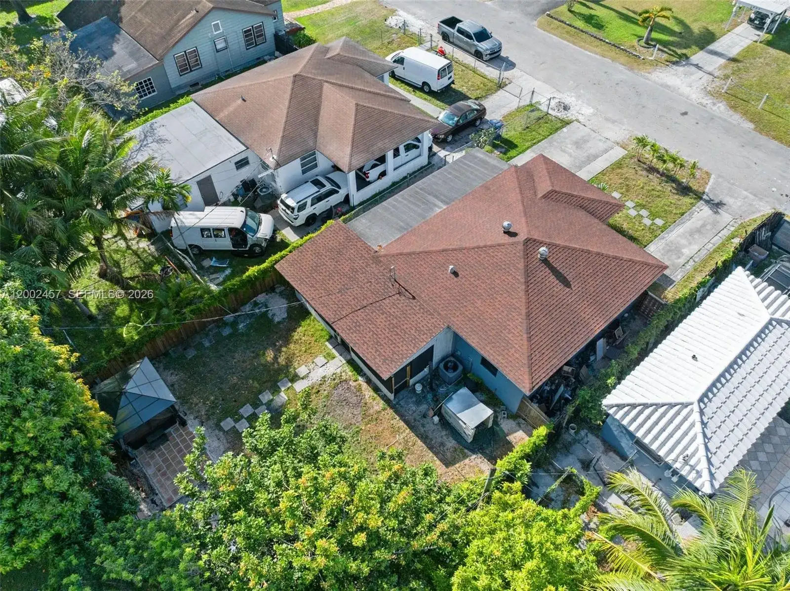 2410 Jackson St, Hollywood FL 33020 photo 4