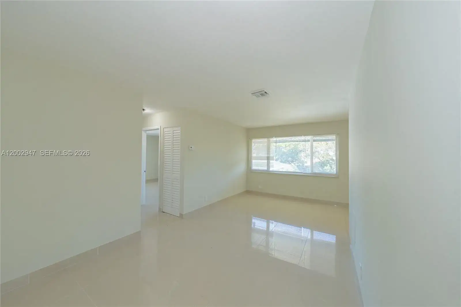 939 Magnolia DRIVE # L, Lake Park FL 33403 photo 4