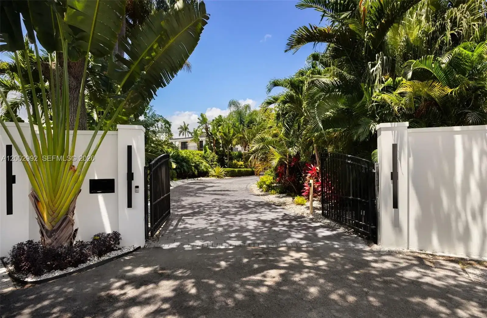2300 Aqua Vista Blvd, Fort Lauderdale FL 33301 photo 5