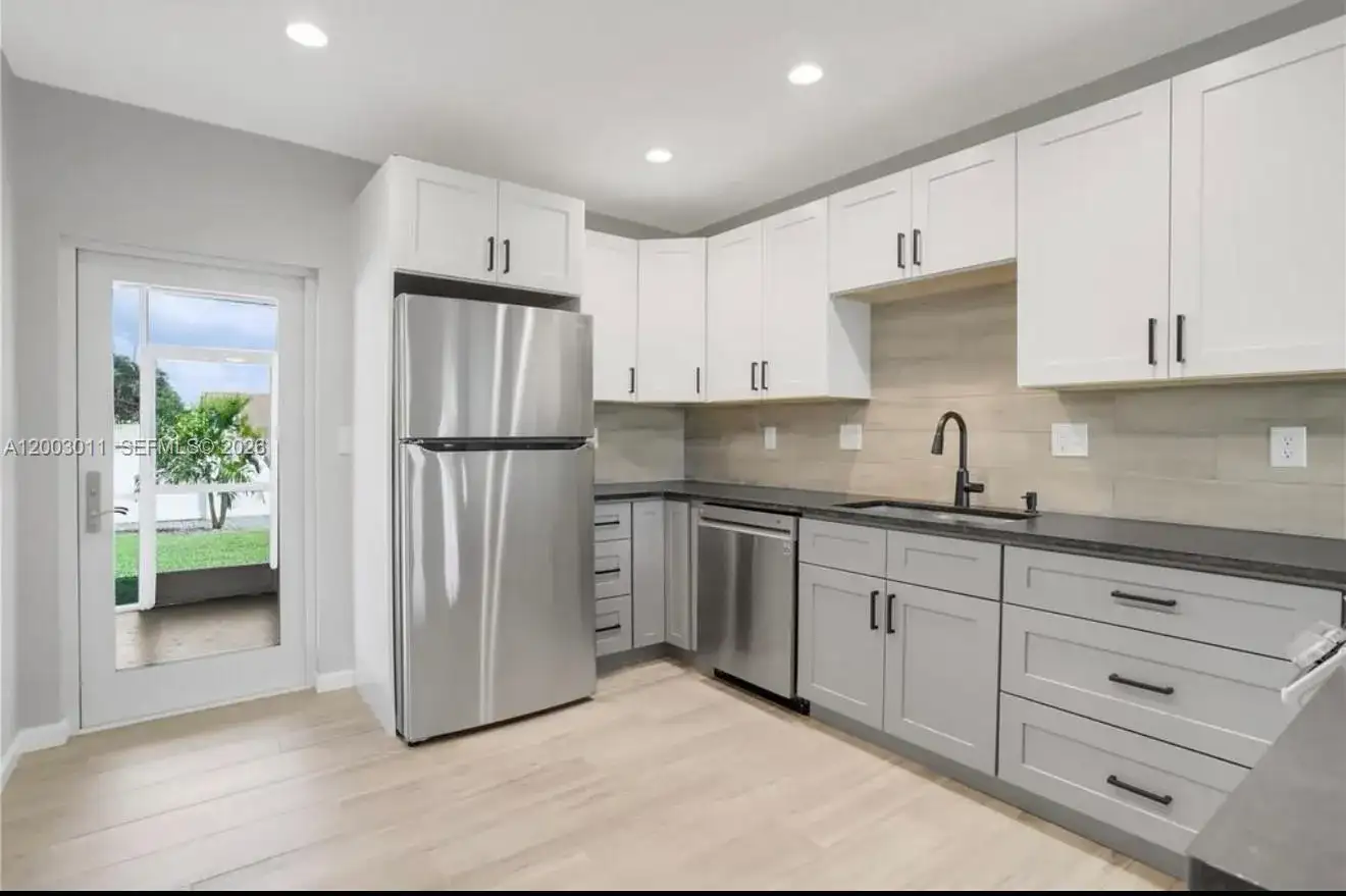 2550 N Dixie Hwy # 2570, Boca Raton FL 33431 photo 2
