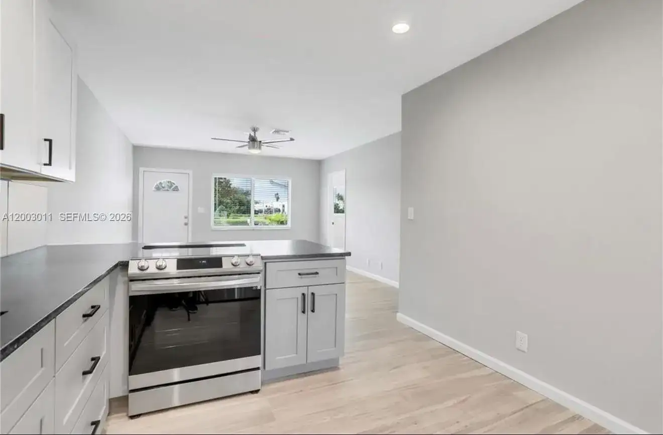 2550 N Dixie Hwy # 2570, Boca Raton FL 33431 photo 3