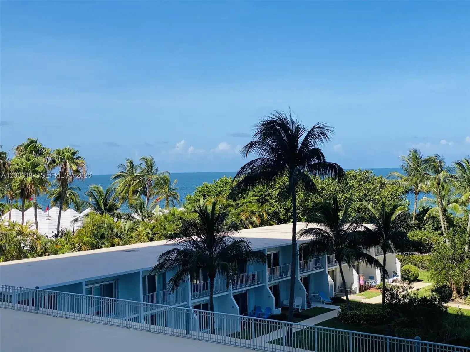 881 Ocean Dr # 3E, Key Biscayne FL 33149 photo 3