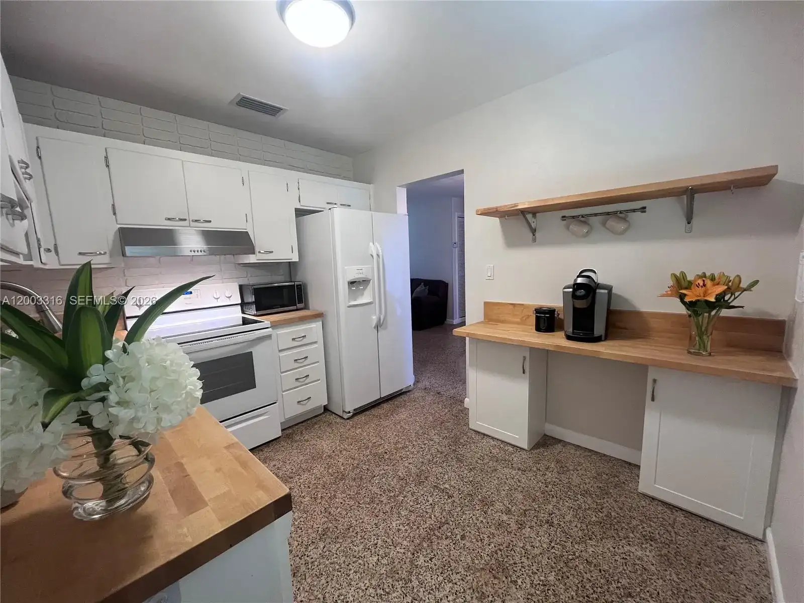 9840 SW 165th Ter, Miami FL 33157 photo 2