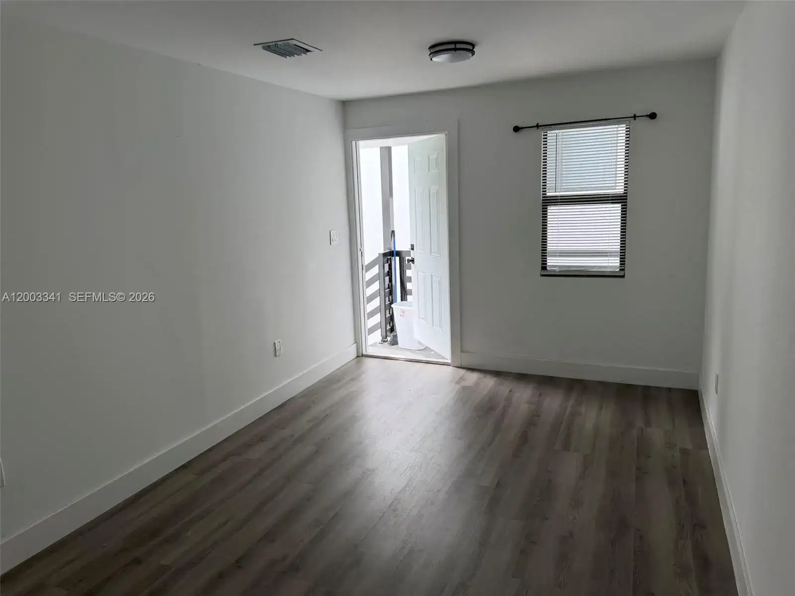 628 SW 21st Ave # 1, Miami FL 33135 photo 2